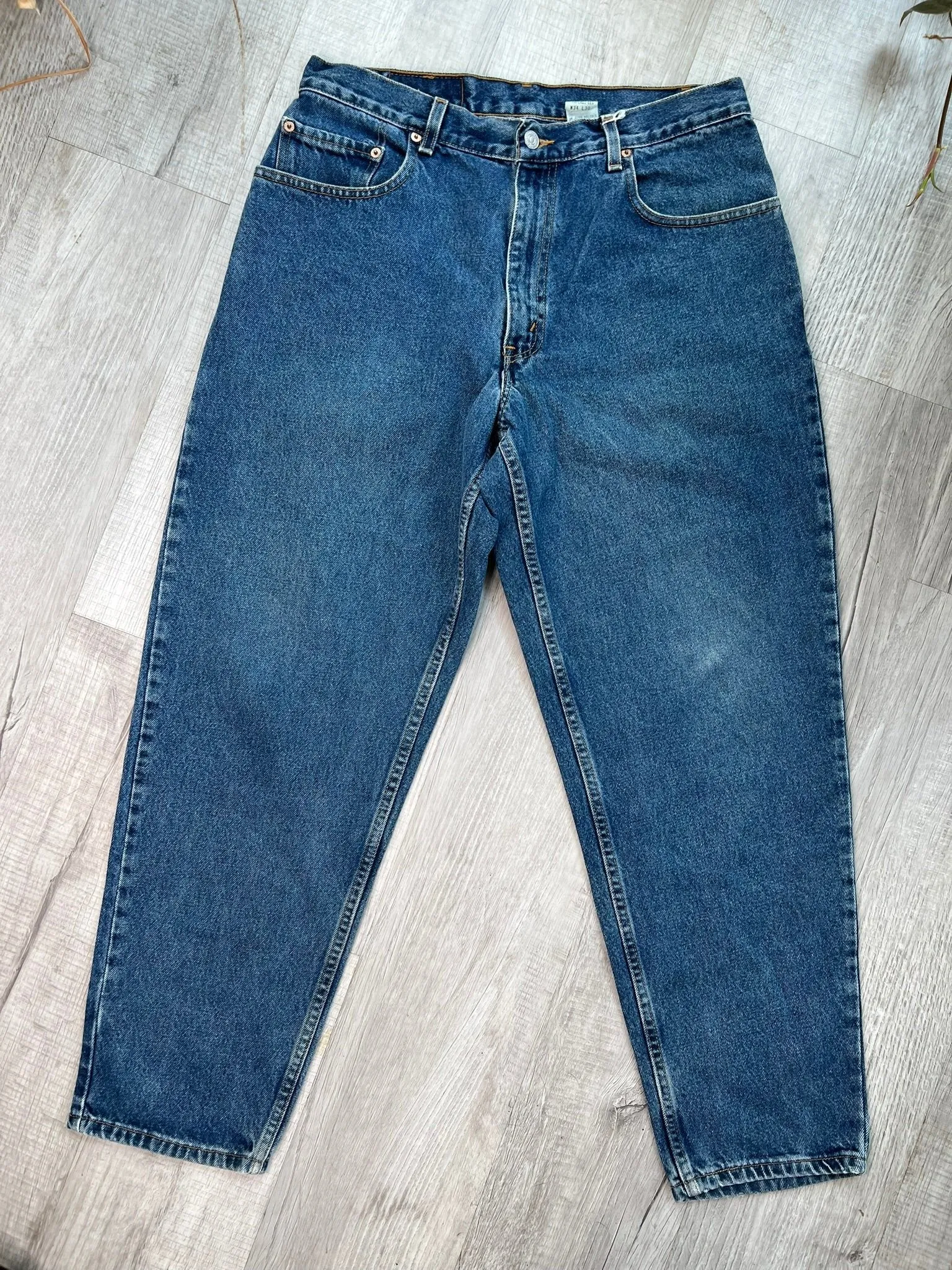 Levi's 560 Loose Fit Tapered Leg Blue Wash Jeans