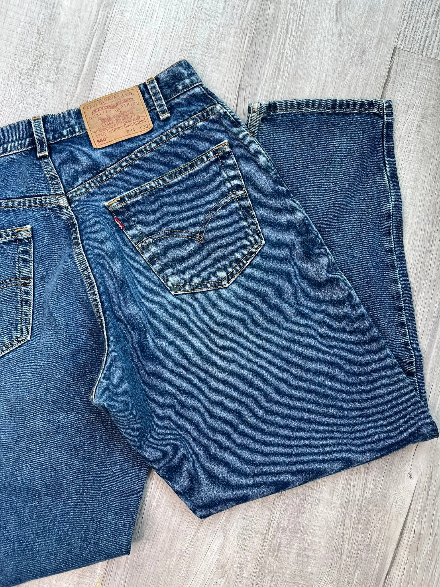 Levi's 560 Loose Fit Tapered Leg Blue Wash Jeans