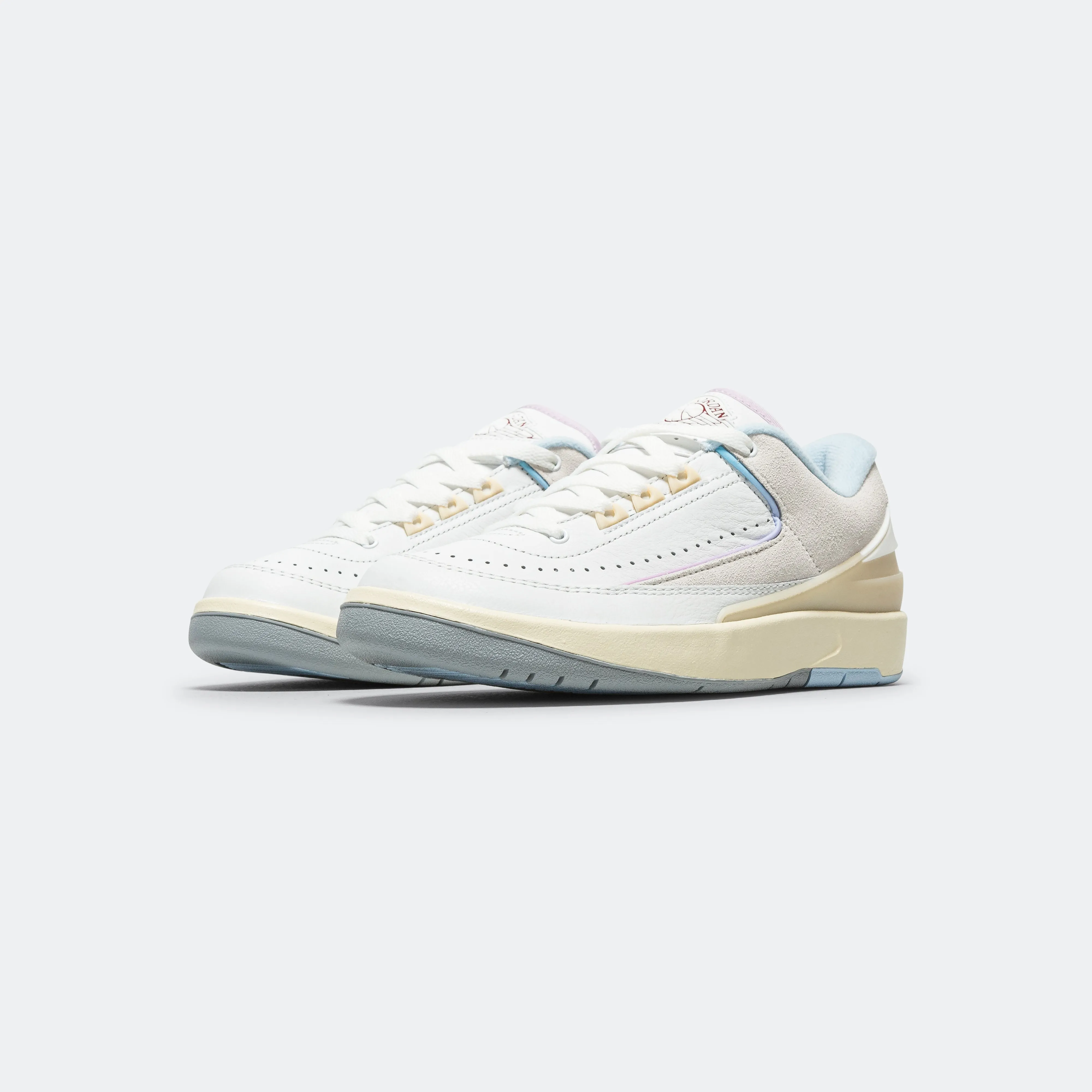 Womens Air Jordan 2 Retro Low - Summit White/Varsity Red-Ice Blue