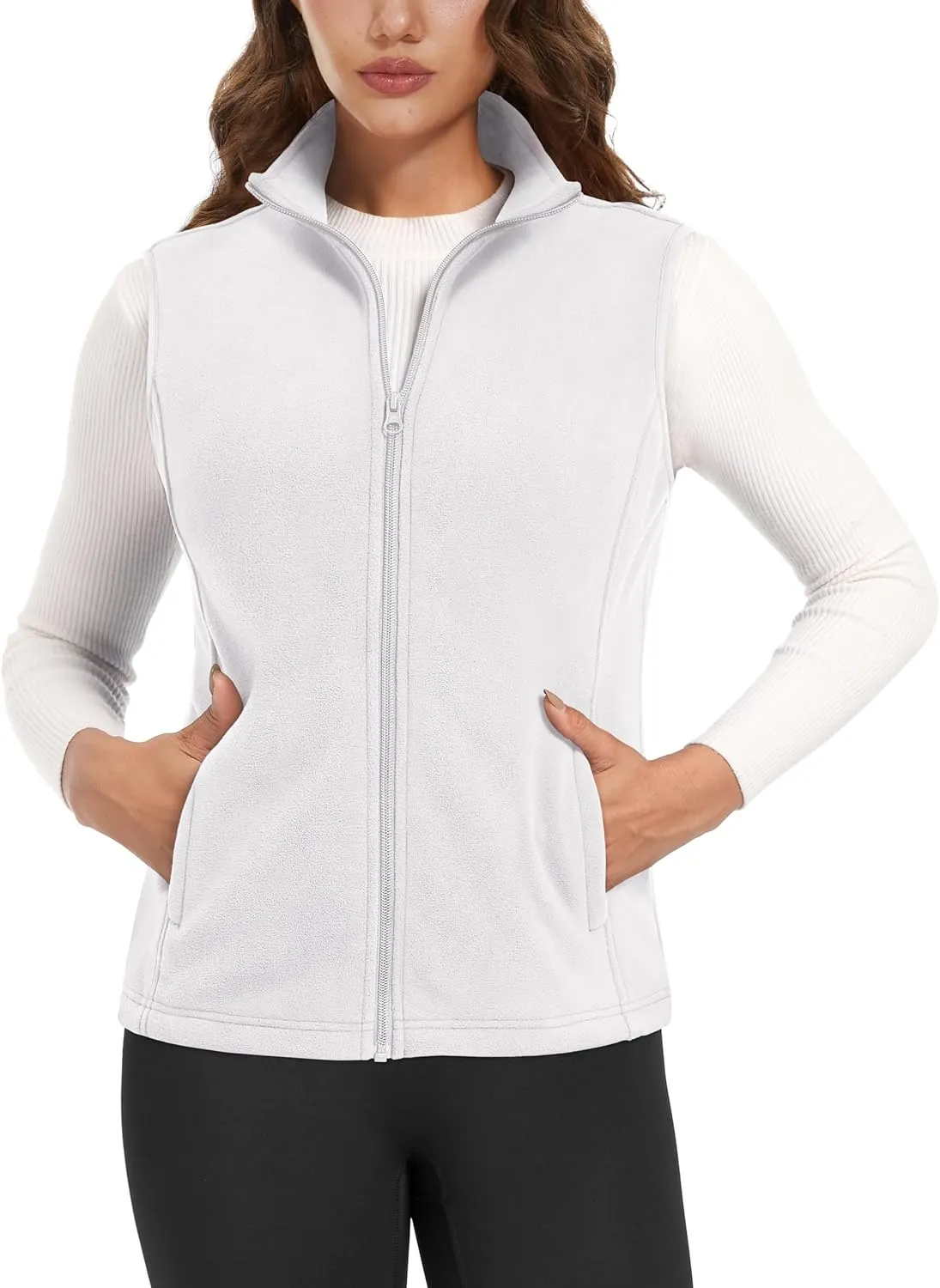 Women's Fleece Vest Outerwear Sleeveless Lightweight Zip Jackets Warm Soft Vests with Zipper Pockets