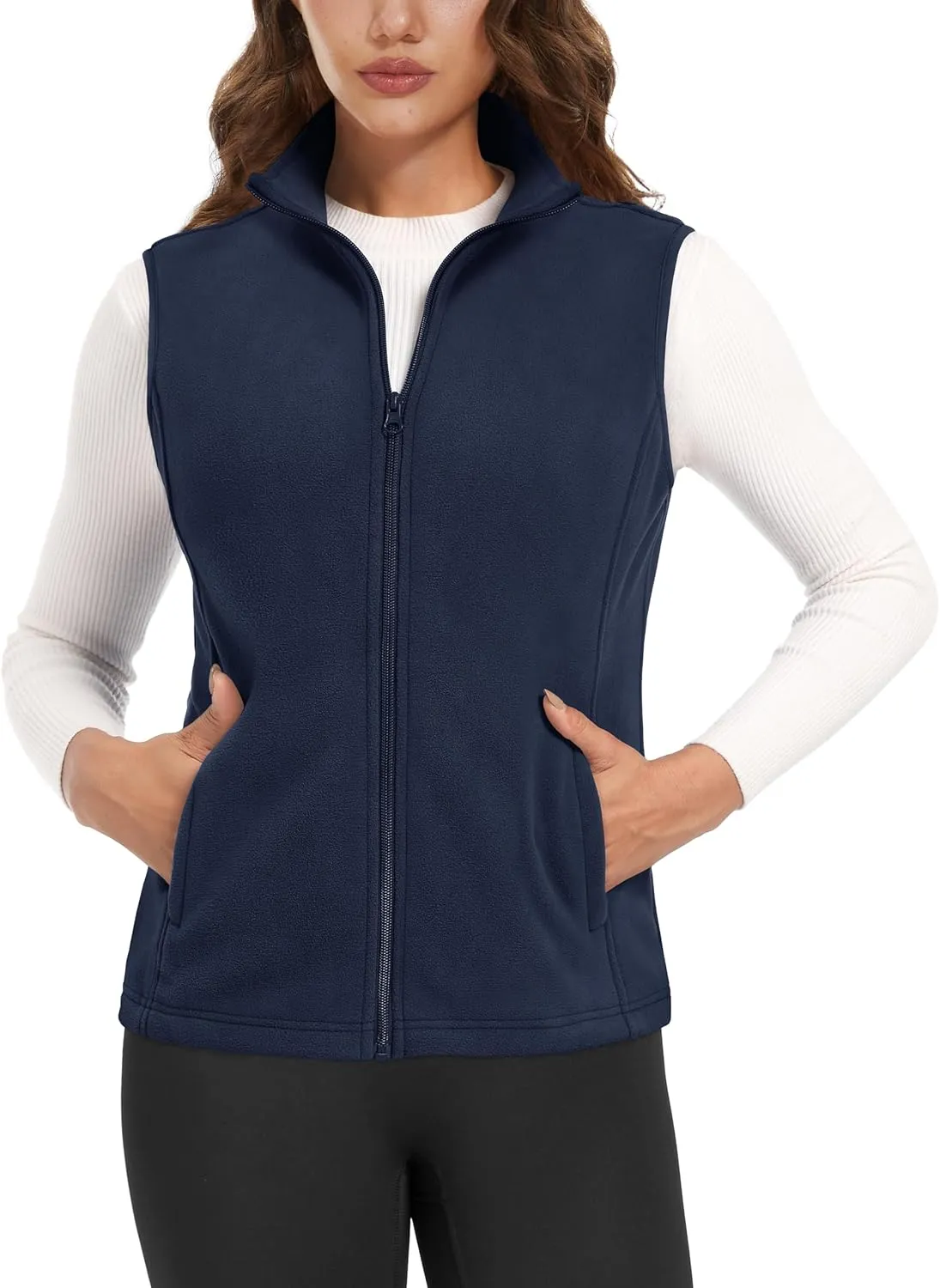 Women's Fleece Vest Outerwear Sleeveless Lightweight Zip Jackets Warm Soft Vests with Zipper Pockets